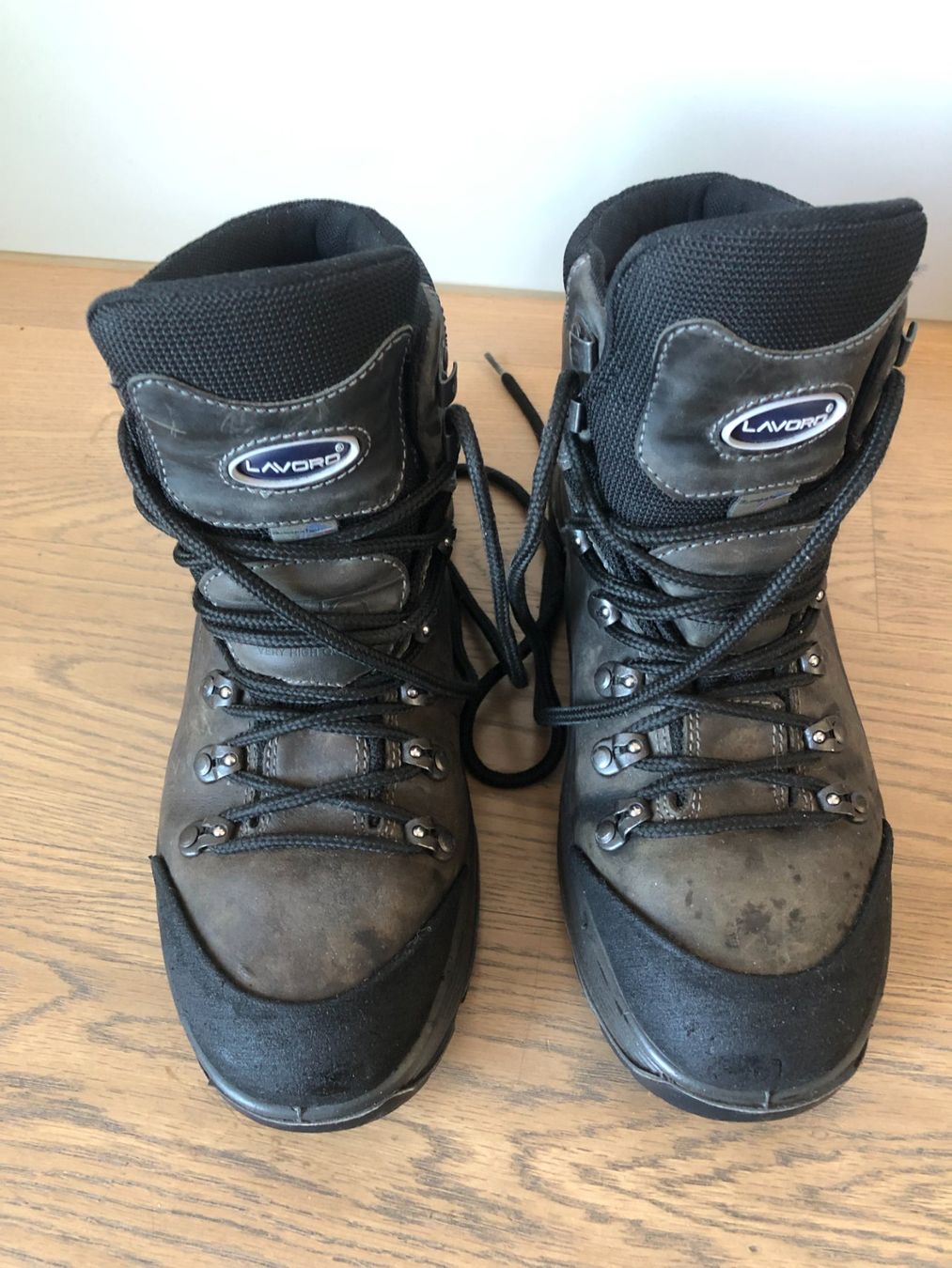 Scarpe da uomo: Sicherheitsschuhe "Lavoro" Grösse 41 – Usato da Samstagern venduto da TAAF 3