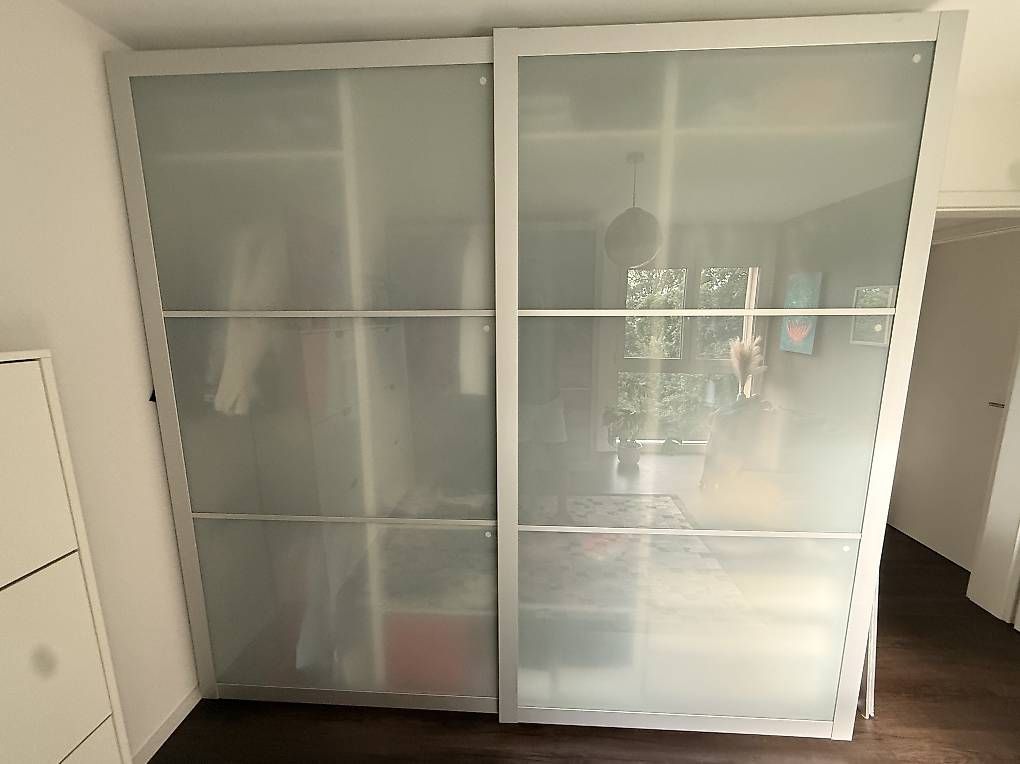 Armadi: Armoire avec penderies et tiroirs – Usato da Pully venduto da Alexandre_Gordon 2