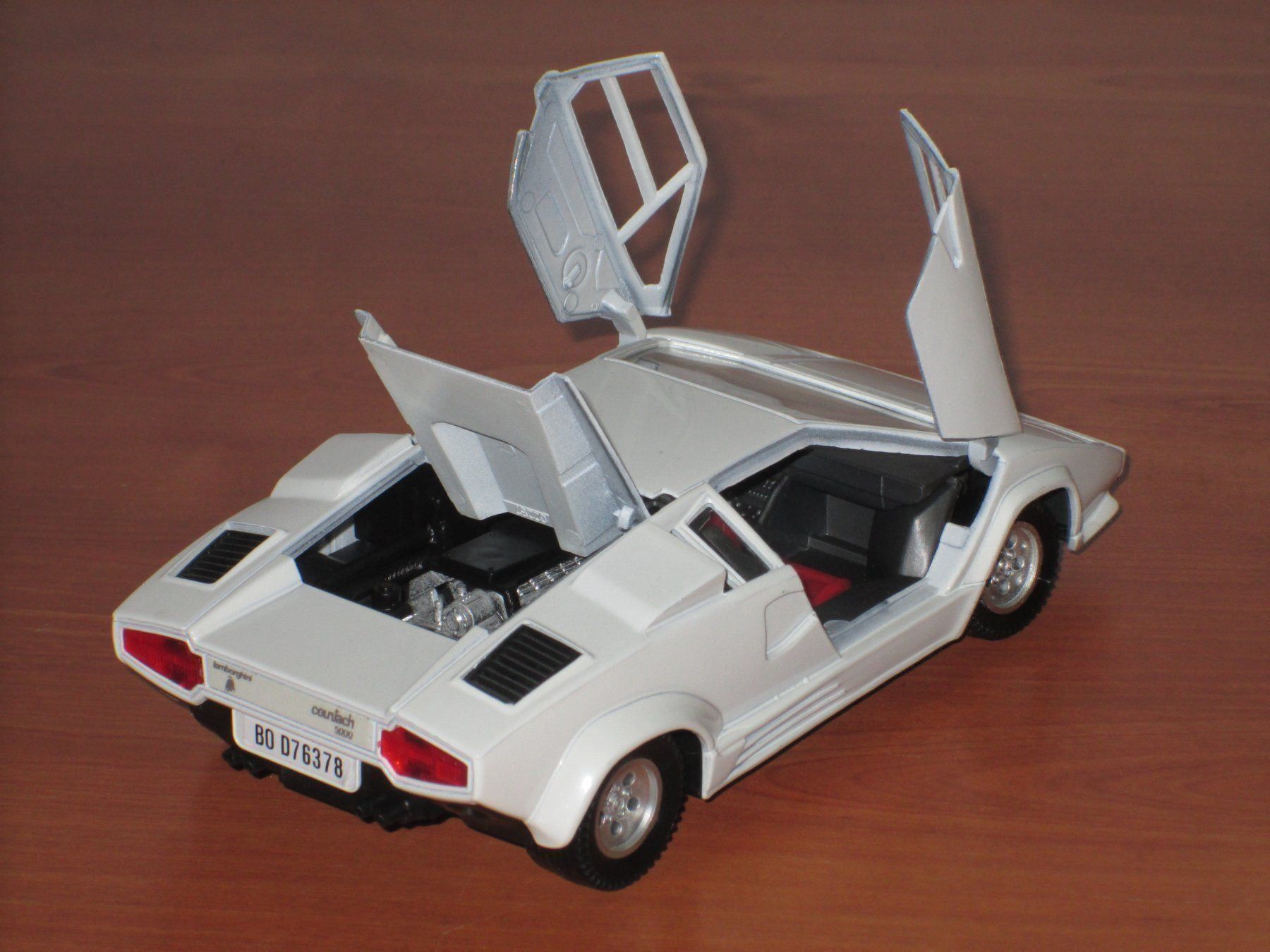 Polistil Voitures modèles: Polistil Lamborghini Countach  1/25 – D'occasion à Bonfol par zagato43e 2