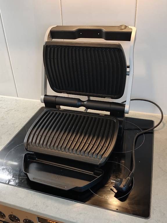 Tefal Appareils de cuisine: Tefal OptiGrill GC705D16 – D'occasion à Zürich par annameabh 1