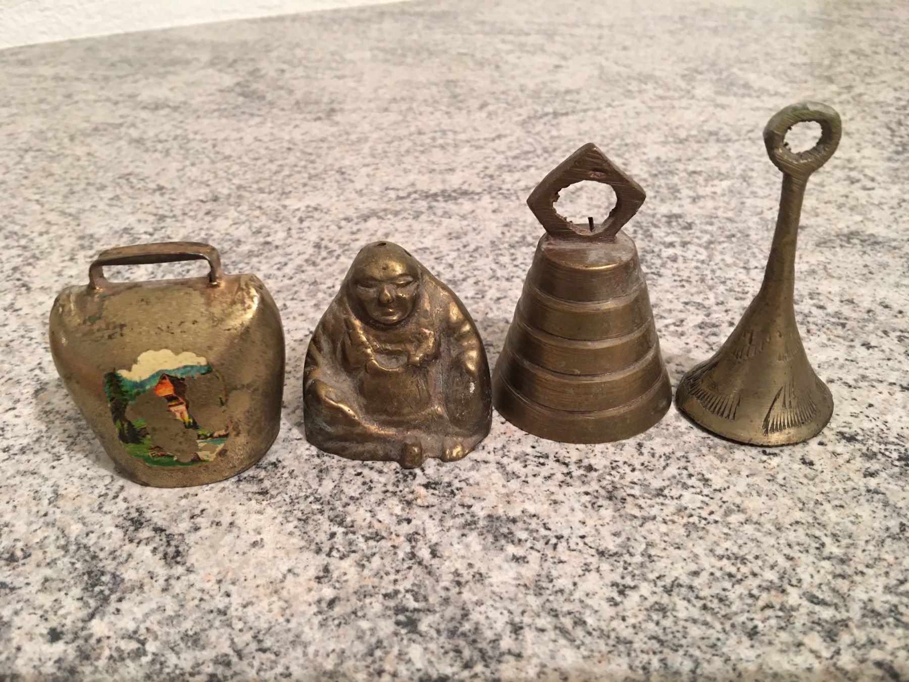 Statuette: SETZKASTEN FIGUREN 4 STK. – Usato da Basel venduto da ros_gw5v