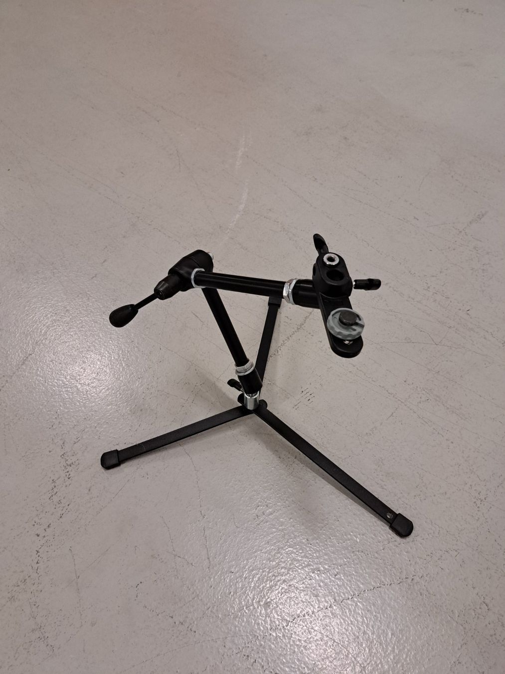 Manfrotto Altri Accessori: Magic Arm Manfrotto MA143 dreiteilig – Usato da Embrach venduto da lichttechnik 1