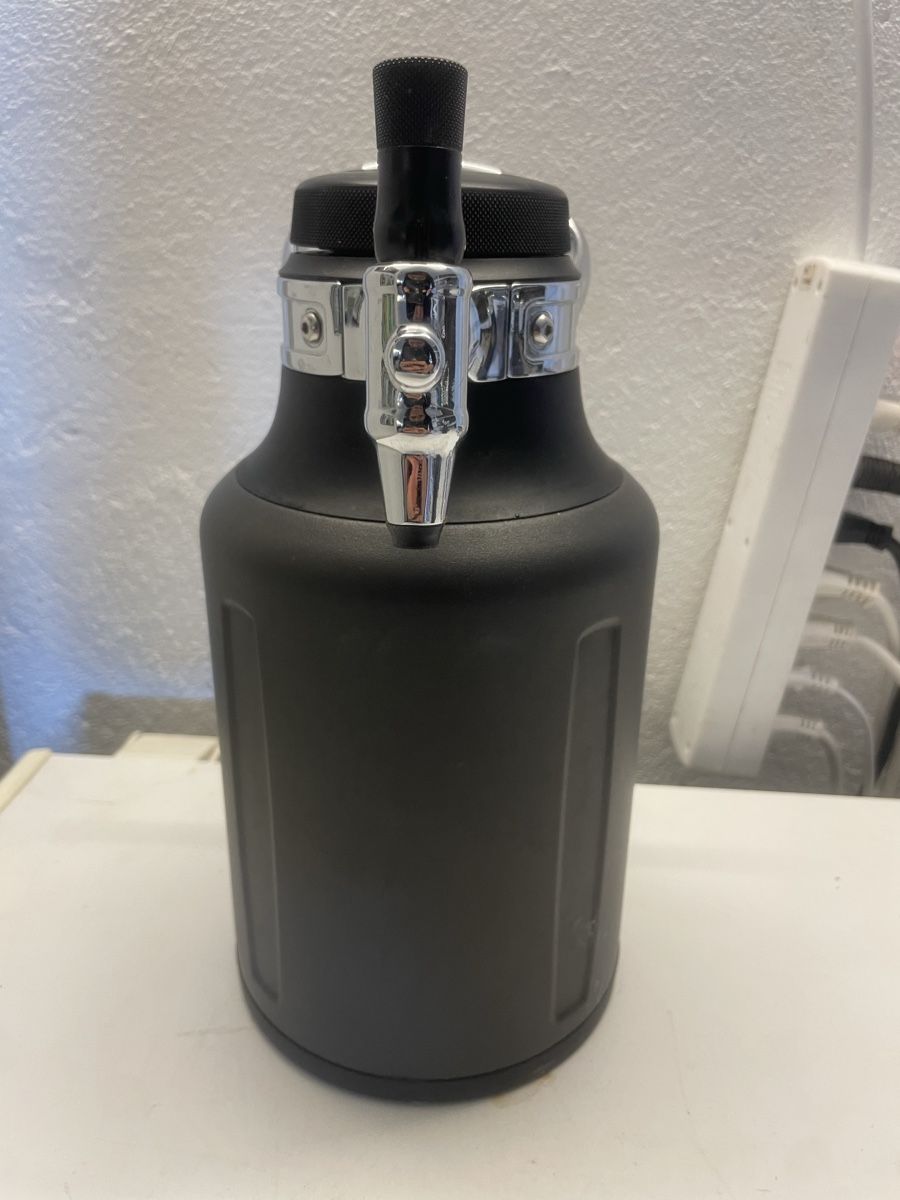 Borracce & Thermos: Growler 1L – Usato da Romont FR venduto da Garcimat 1