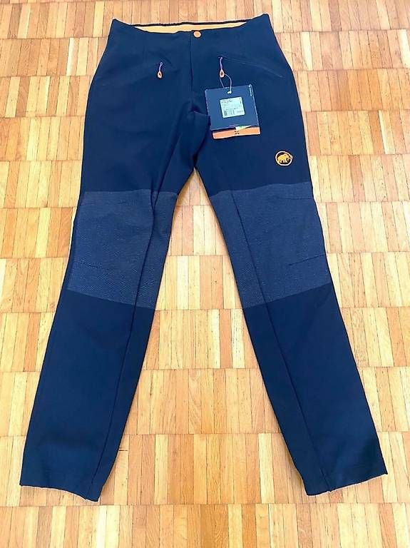 Mammut Pantaloni: Mammut Eisfeld Light Softshell Wanderhose gr 48 – Nuovo (secondo la descrizione) da Zürich venduto da Altruisti 4