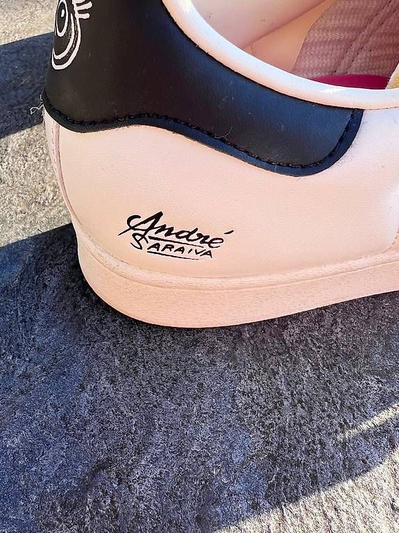 Scarpe da donna: adidas Superstar André Saraiva – Usato da ossingen venduto da maho888 2