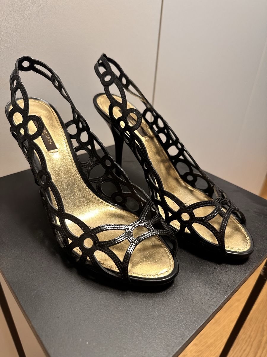 Louis Vuitton Chaussures femmes: Louis Vuitton Slingback – D'occasion à Weingarten-Kalthäusern par Wehrymel