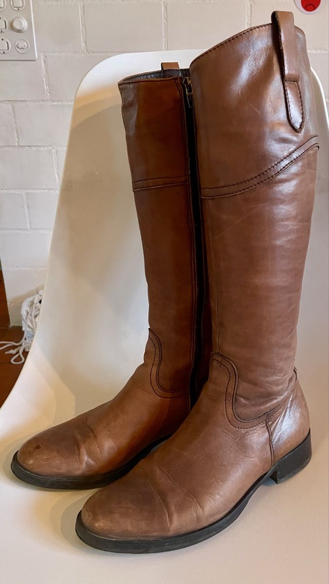 Scarpe da donna: Cognac-farbene Lederstiefel, Grösse 37 – Usato da Dinhard venduto da Zoar7
