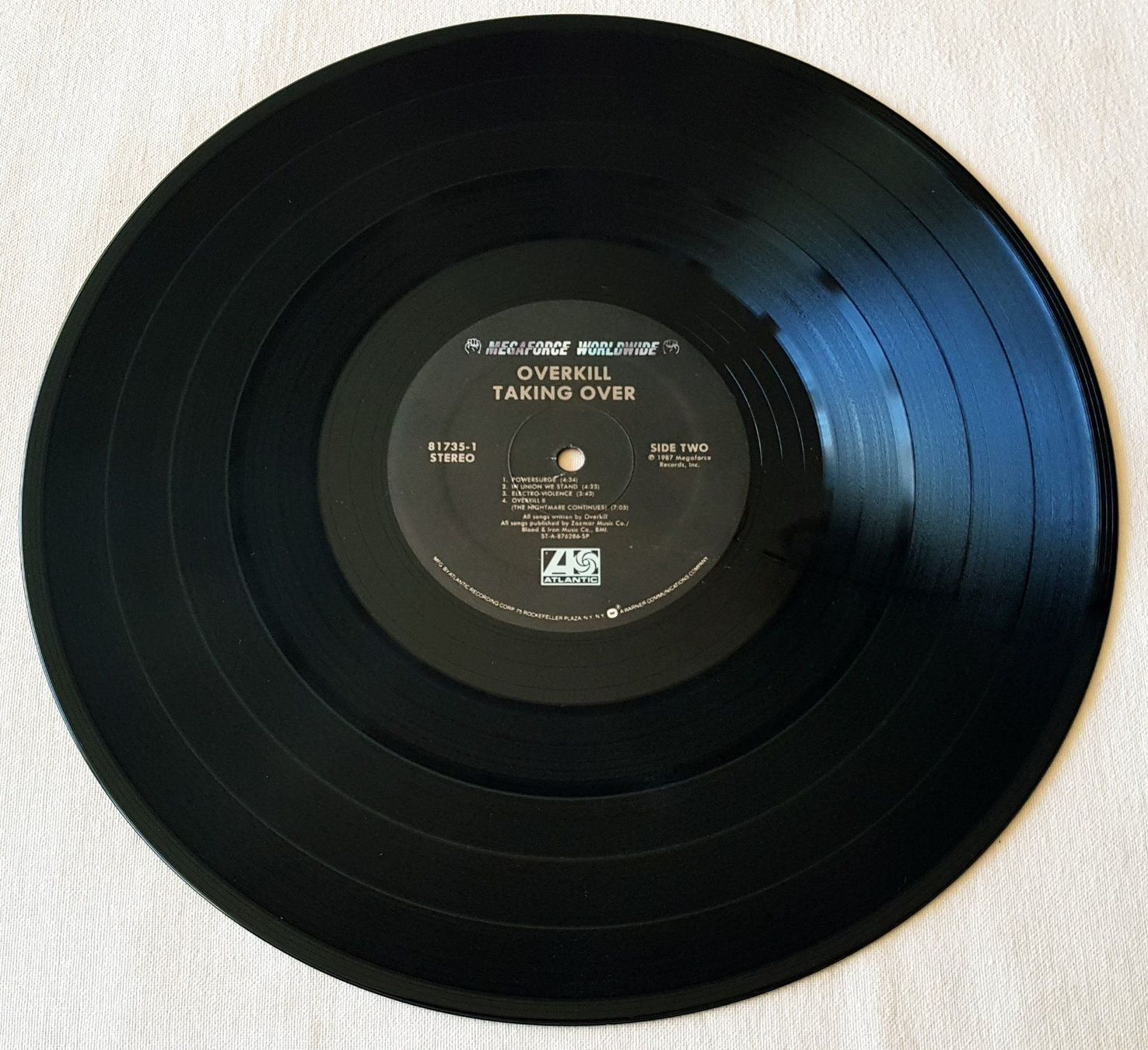 Dischi in vinile: Overkill – Taking Over - LP - 1987 - Rare US First Press – Usato da Uster venduto da Zardodel 3