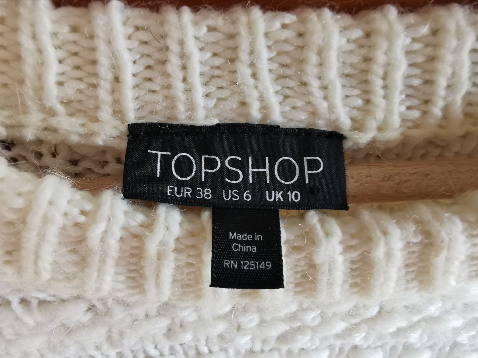 Maglioni & Felpe: Topshop Pullover Creme Gr. 38 mit Fransen – Usato da Adliswil venduto da coconut1289 3