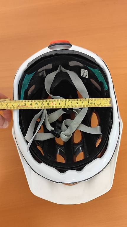 Caschi: Casco bicicletta per bambino/a – Usato da Pregassona venduto da pce_xm2t 2