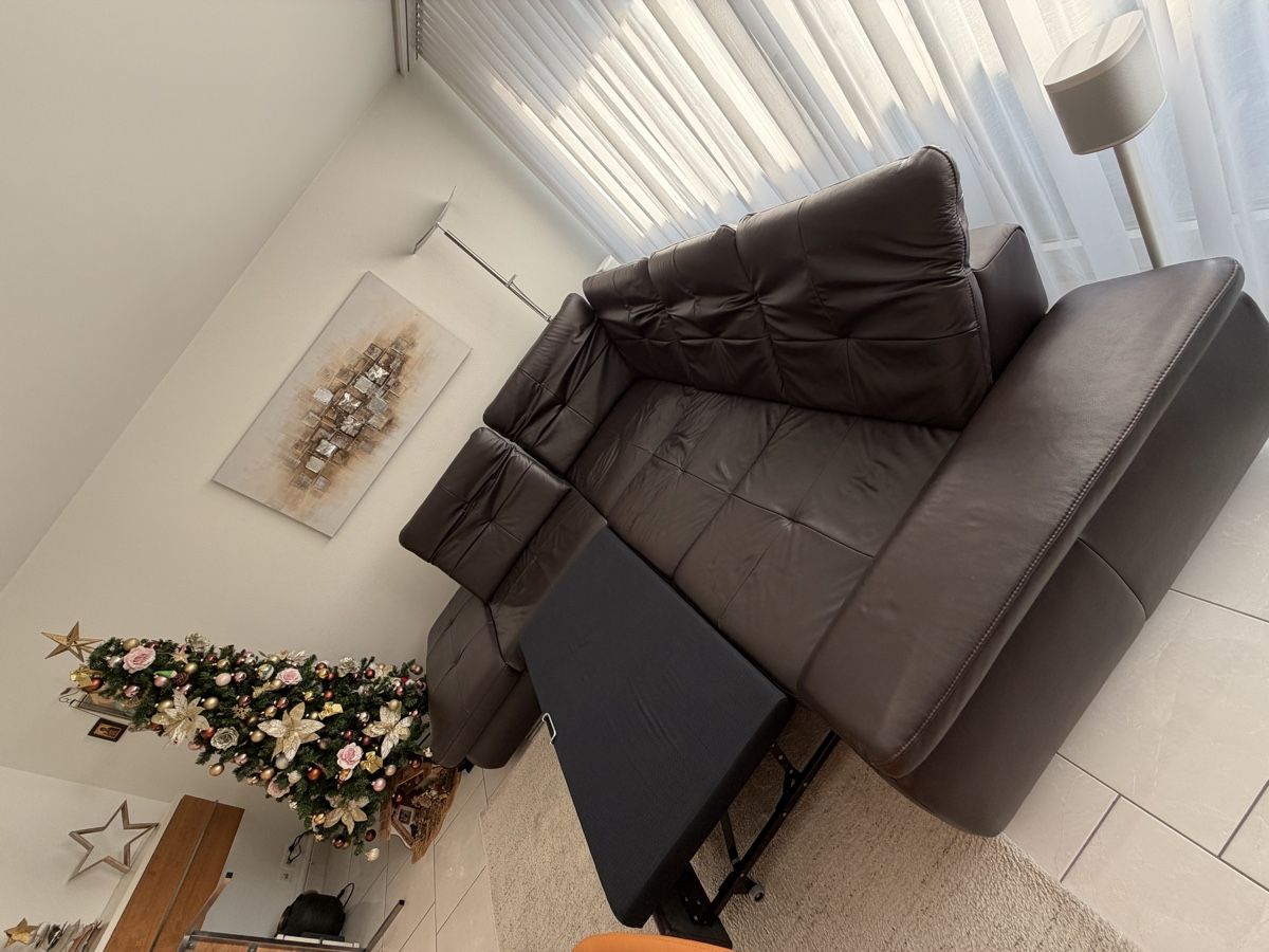 Divani: Elegante Leder-Wohnlandschaft mit Relax- & Bettfunktion – Usato da Berikon venduto da mil_y6qj 2