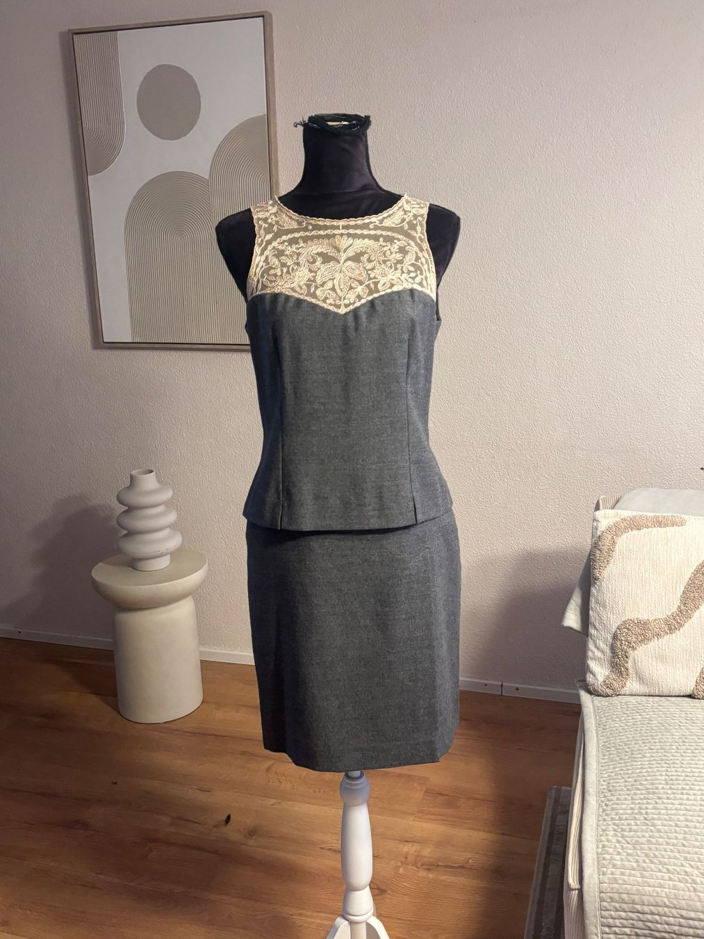 Costumi: Sportmax by Max Mara Kostüm Lanawolle – Usato da St. Margrethen SG venduto da dijanaO