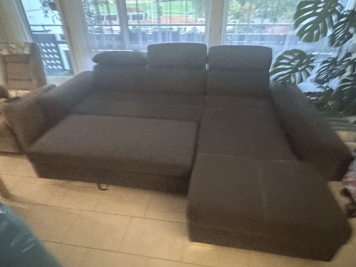 Conforama Divani: Grosses Sofa mit Schlaffunktion – Usato da Gwatt (Thun) venduto da mumili 4