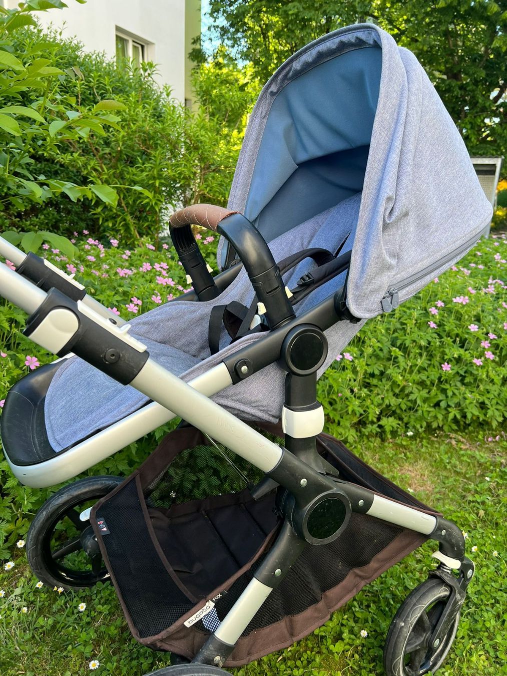 Bugaboo Kinderwagen: Kinderwagen Bugaboo Fox blau – Gebraucht aus Bülach von 3meego3 3
