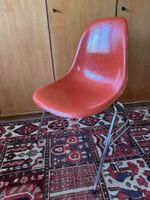 Eames / Herman Miller Fieberglas Stuhl Vintage