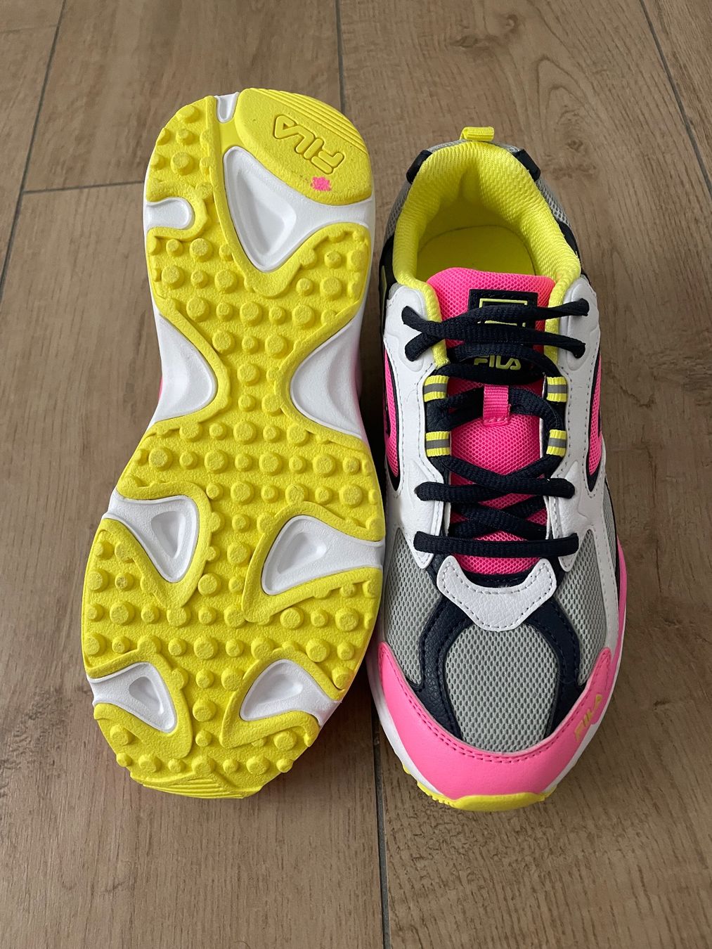 Fila Schuhe für Mädchen: Fila Turnschuhe Gr. 39 NEU – Neu (gemäss Beschreibung) aus Waltenschwil von hansnine 3