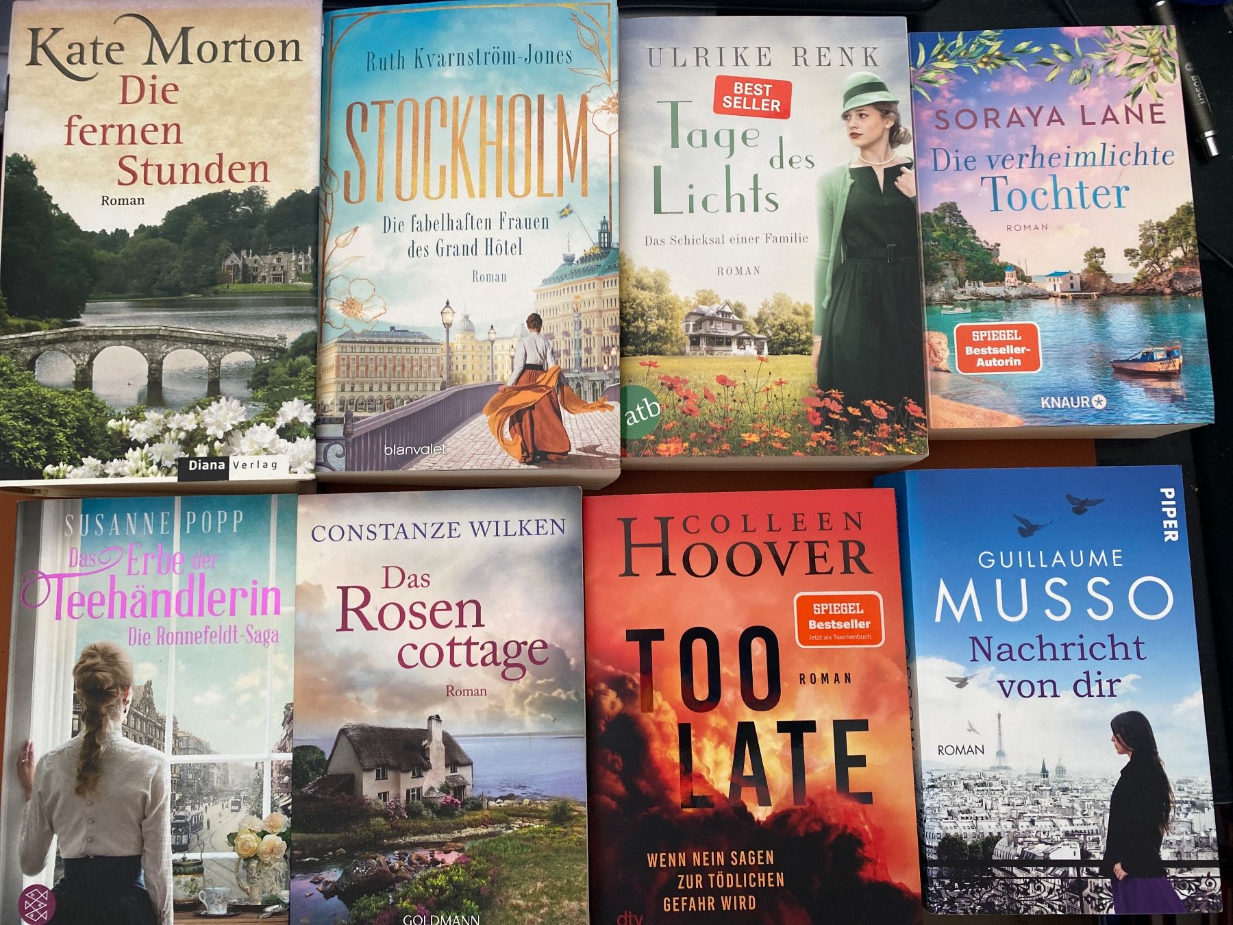Libri: 8 Romane Schicksal,  starke Frauen – Usato da Erlinsbach SO venduto da Silverstorm