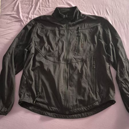 Herren Softshelljacke schwarz Grösse M guter Zustand