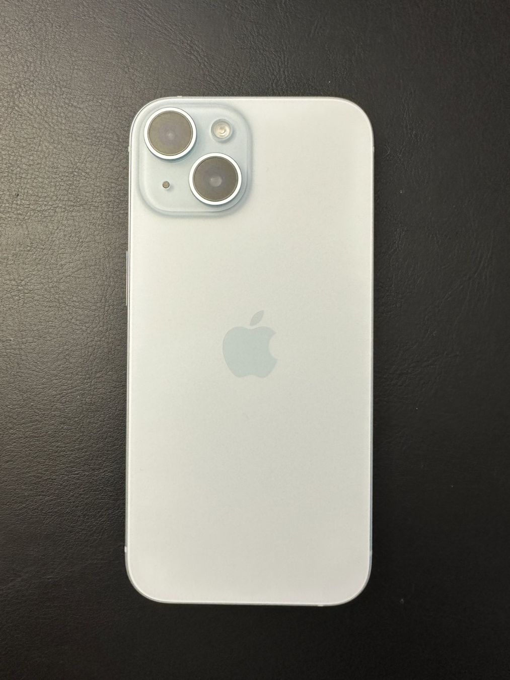 Apple Telefoni cellulari / Smartphones: iPhone 15 - 128GB - Blau – Usato da Illnau venduto da Portland80 2
