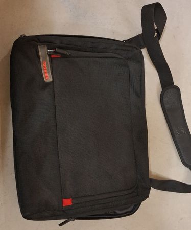 Toshiba Notebook Tasche, Umhängetasche, Top Zustand!