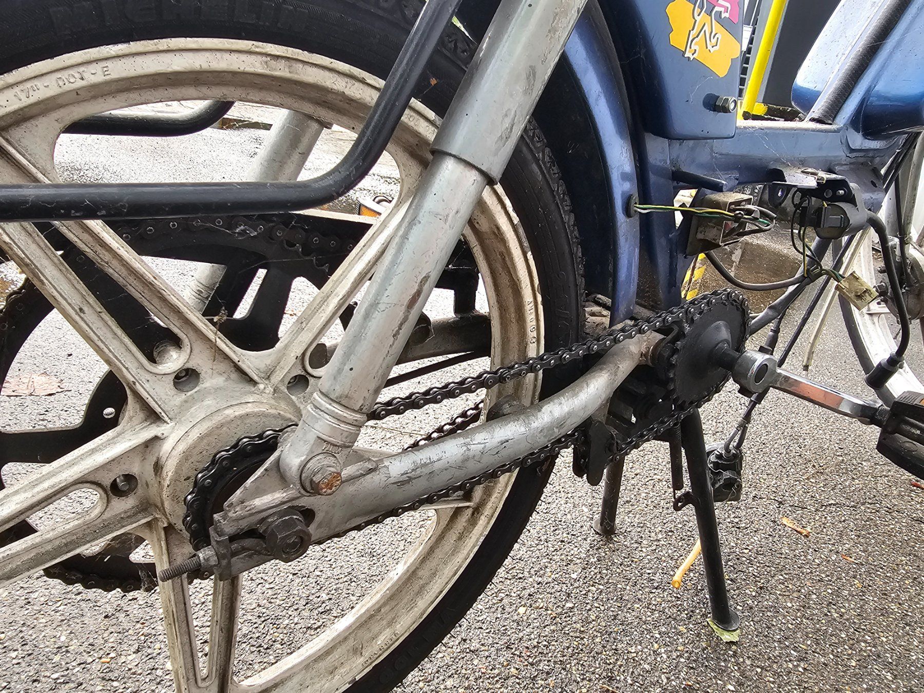 Ciclomotori: Töfli Mofa peugeot – Usato da Waldenburg venduto da Akten 7