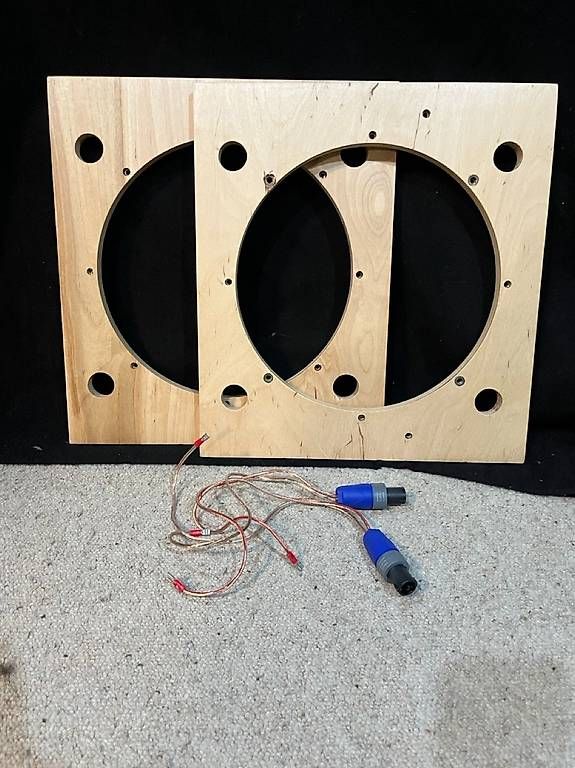 Musikinstrumente: Box Of Doom - iso cab guitare – Gebraucht aus Vullierens von dro_bs22 3