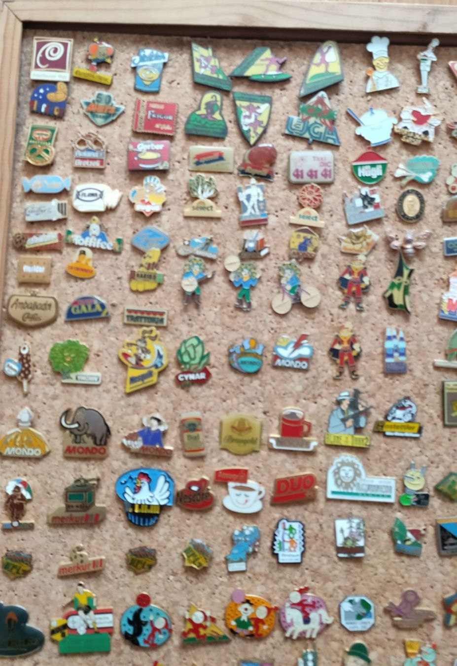 Placchette & Badge: Pin Sammlung XXL – Usato da Luzern venduto da Luzern_Energy 6