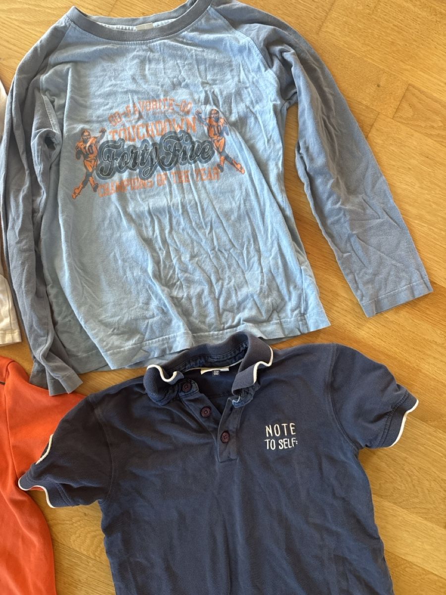 Hemden, T-Shirts & Polos: 4 Jungen Shirts 134/140 – Gebraucht aus Wädenswil von dorodi 2