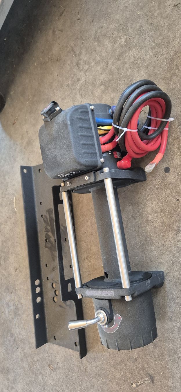 Altro per stoccaggio & trasporto: Seilwinde hornTools Alpha 12.0 Q 5400kg neu – Nuovo (secondo la descrizione) da Triengen venduto da leon133 5