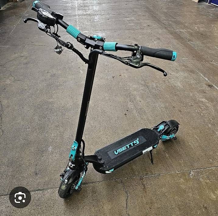 Altro: E-Scooter – Usato da Altstätten SG venduto da Mariapestozza
