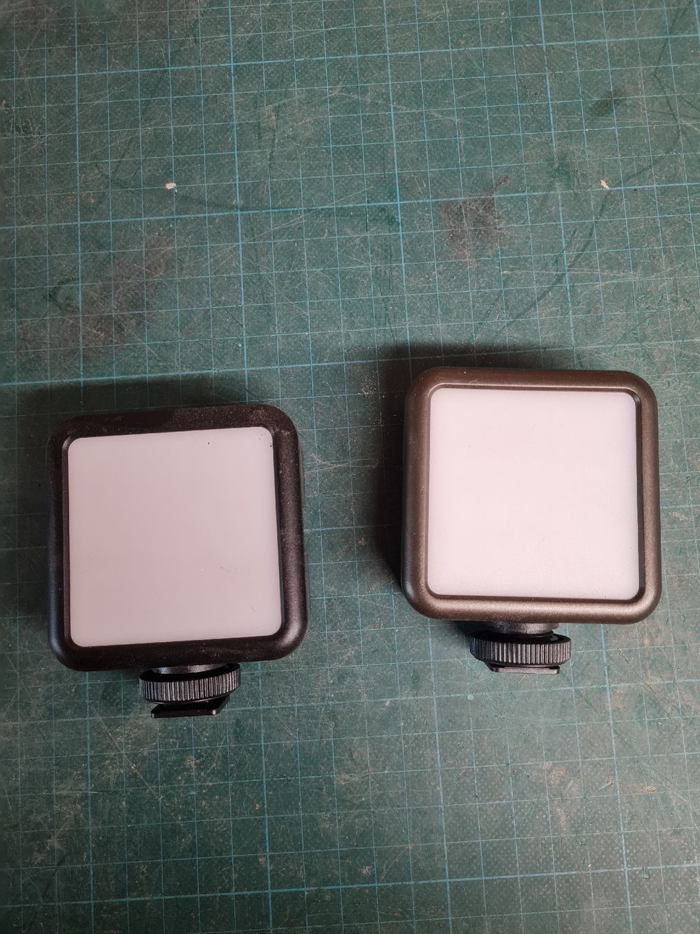 Fotocamera: panneau led appareil photo – Usato da Villarepos venduto da jerjer22
