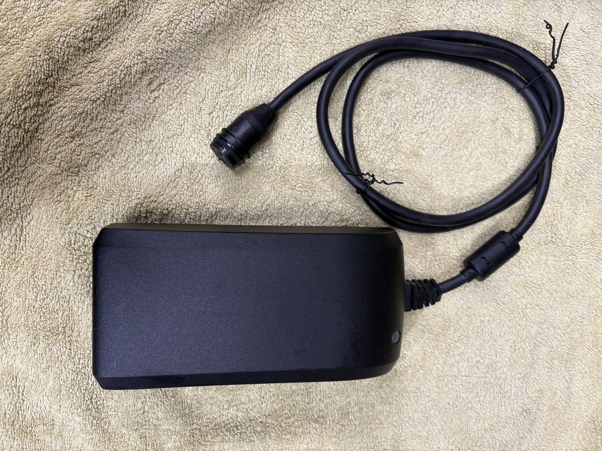 Chargeurs: CR246 Stromer Ladegerät – D'occasion à Schalchen par Jussila65