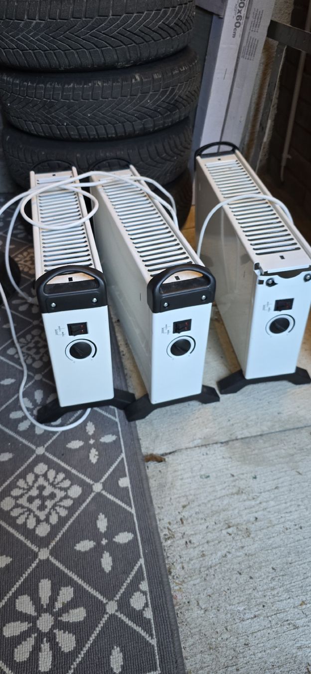 Heizgeräte: Elektro Heizungen – Gebraucht aus Oetwil am See von four_rosses