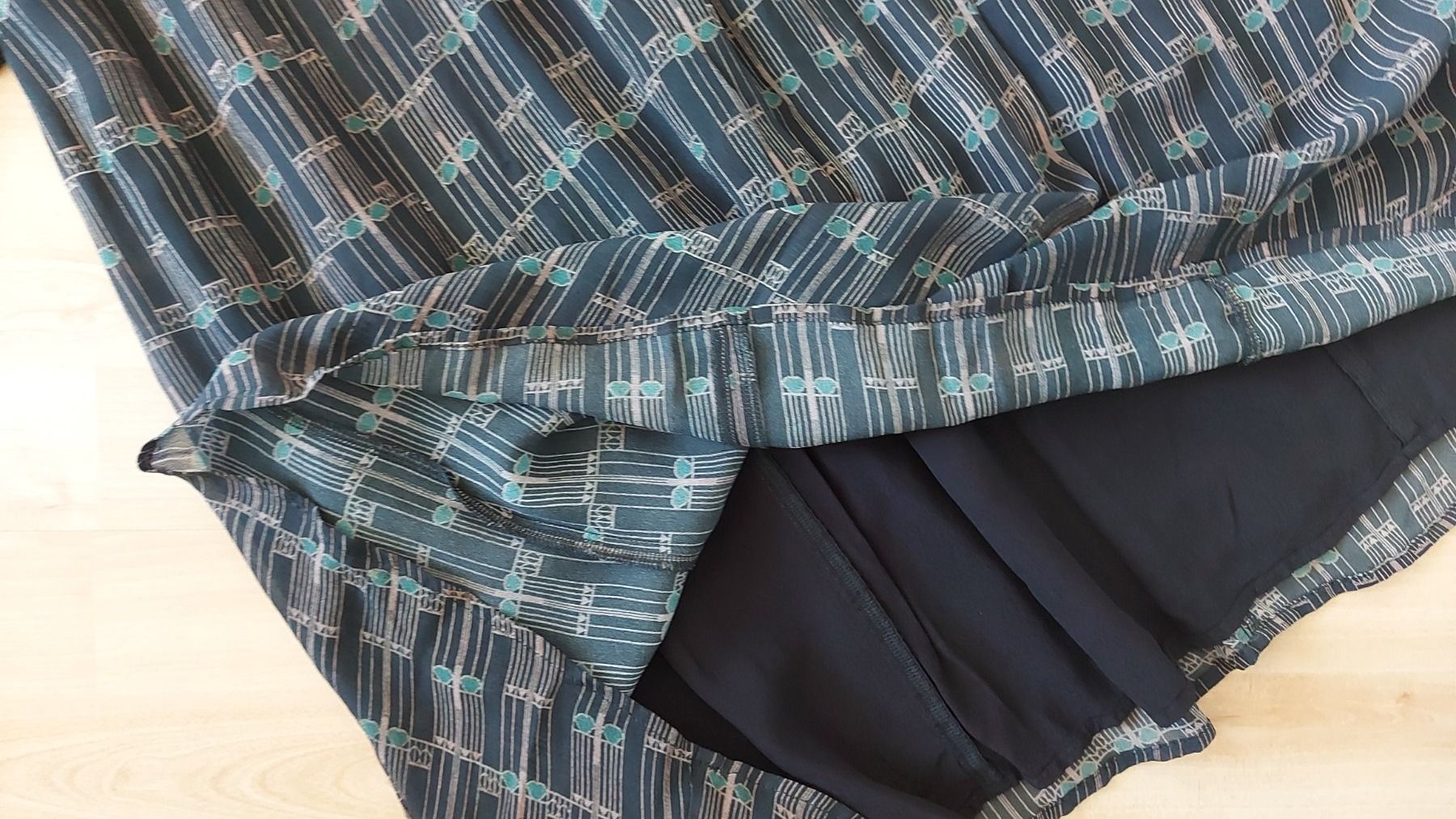 Nile Vestiti: Nile Kleid gr,S – Nuovo (secondo la descrizione) da langenthal venduto da rundholz7 7