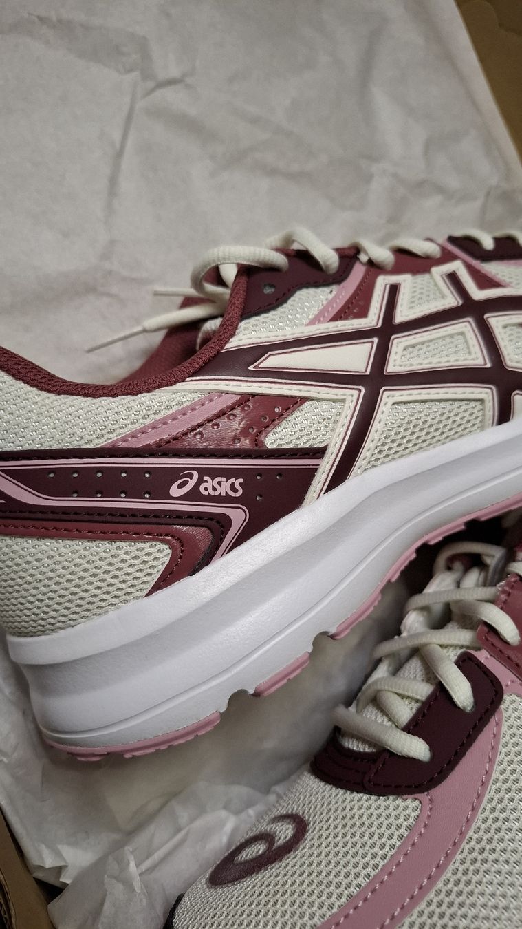 Asics Herrenschuhe: Asics Jog 100S -  neuves - pointure 43,5 – Neu und originalverpackt aus Le Landeron von rue_k9kg 2