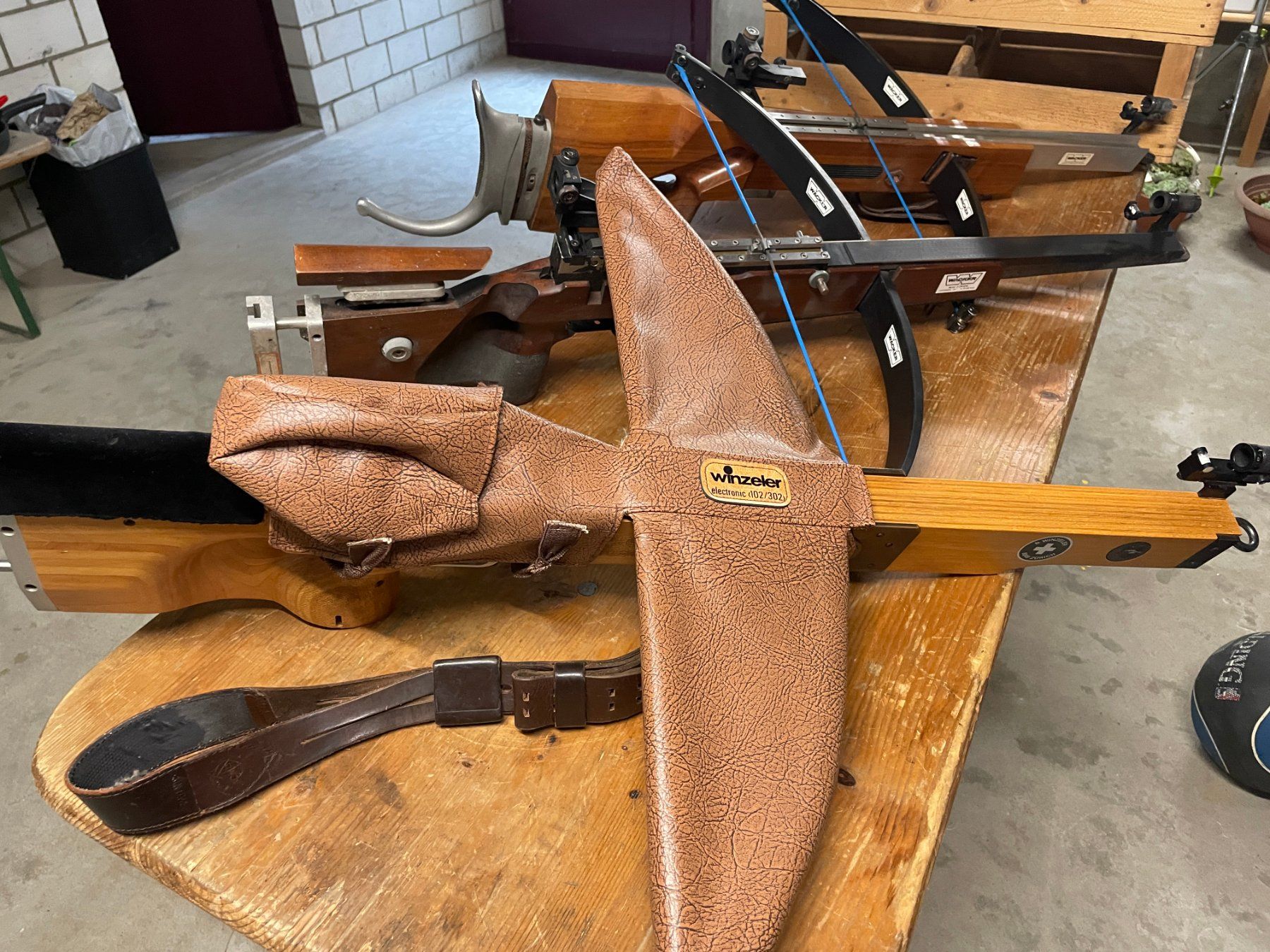 Tir à l'arc: Armbrust – D'occasion à Uetendorf par  1
