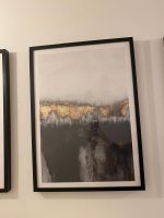 Schönes Wandbild mit Goldakzenten im schwarzen Rahmen!