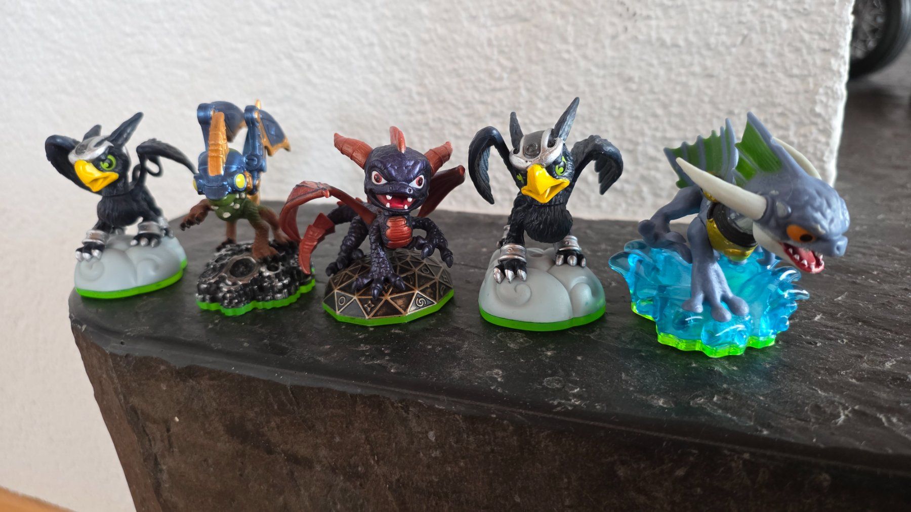 Statuette: 32 Skylanders Figuren + Portal – Usato da Rorschach venduto da Martinmerg 5