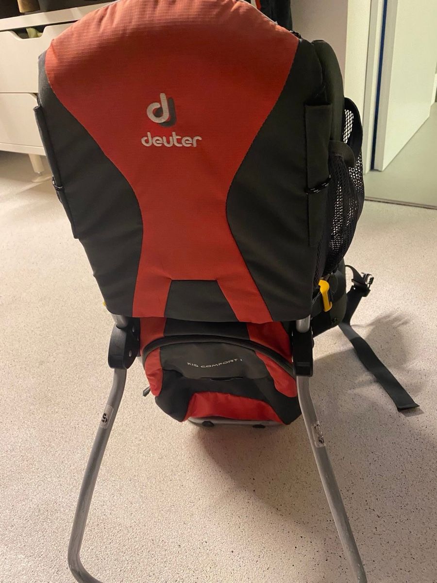 Deuter Marsupi portabebè: Deuter Kit Comfort Rucksack – Usato da Breil/Brigels venduto da son_zv92
