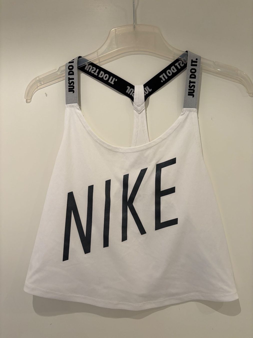 Nike Top: NIKE Top Dry Fit - Size M -100% Recycled polyester – Usato da Muzzano venduto da Sidney_3