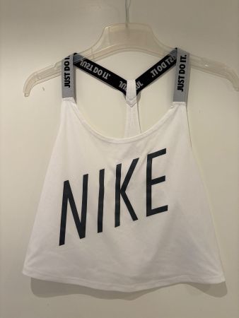NIKE Top Dry Fit - Size M -100% Recycled polyester