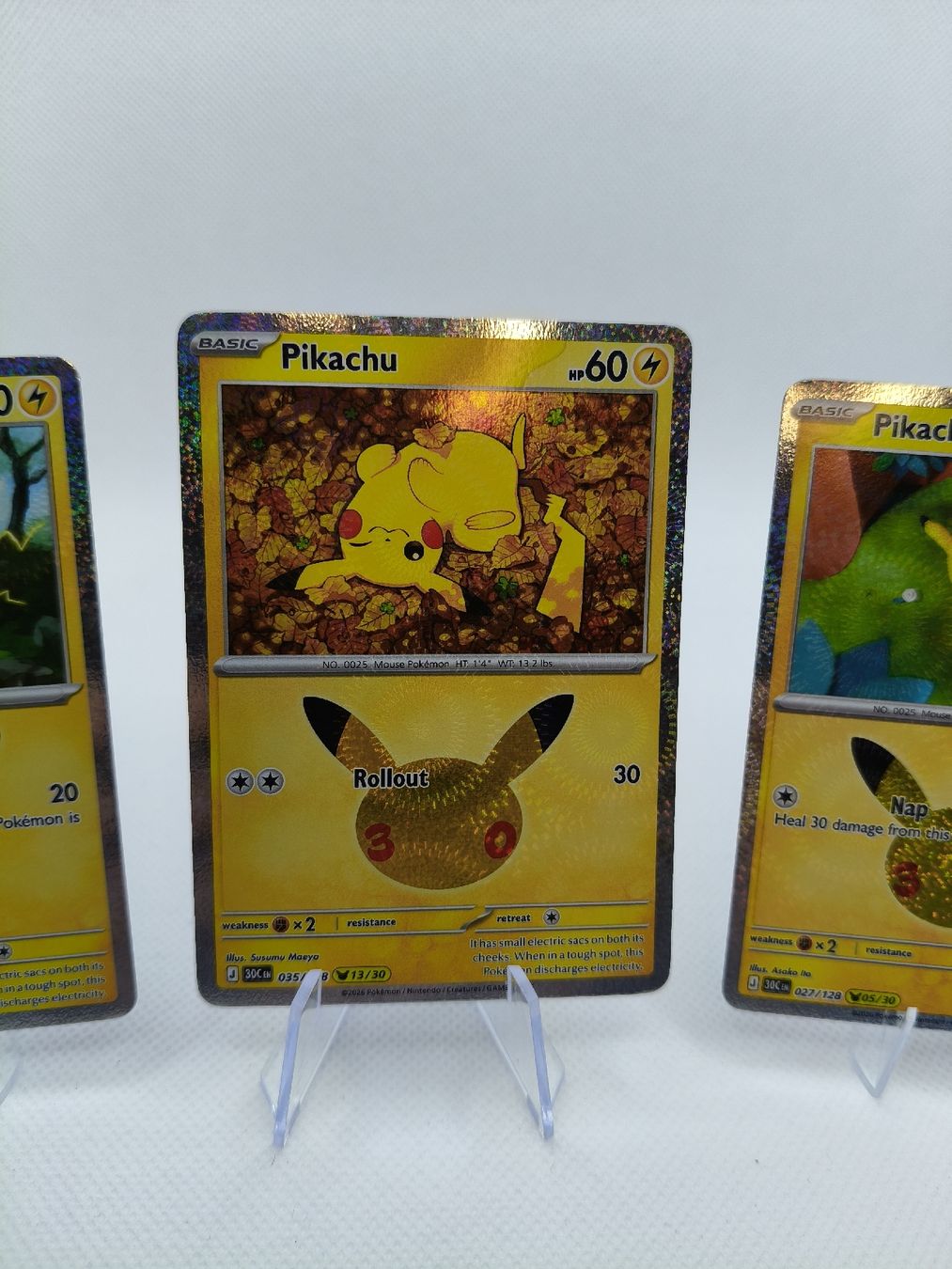 Pokémon Carte collezionabili: Pokemon 30th Celebration Pikachu Set – Nuovo (secondo la descrizione) da Wallbach venduto da GyaradosCollect 2