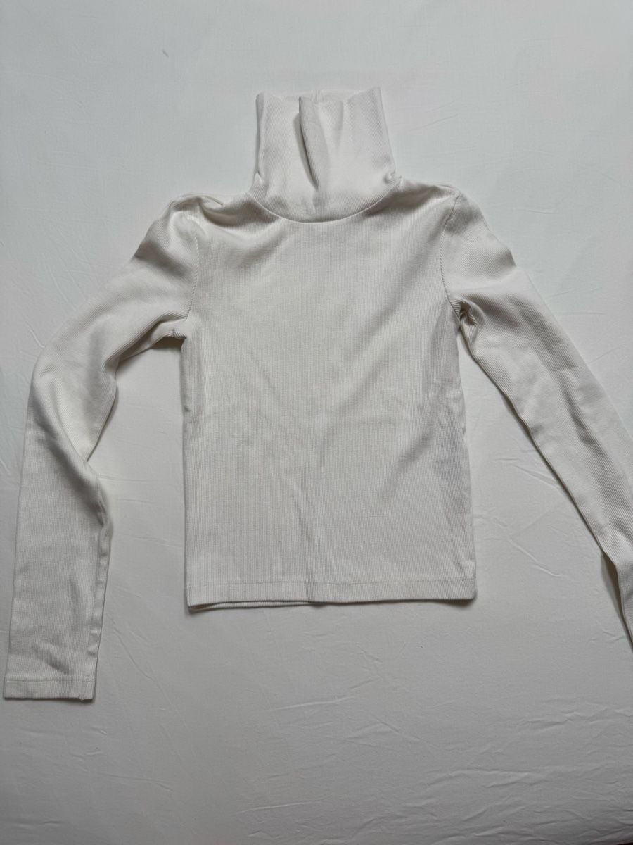Zara T-shirt: Zara Dolcevita Bianca Taglia S – Nuovo e nell'imballaggio originale da Faido venduto da sof_6jgl