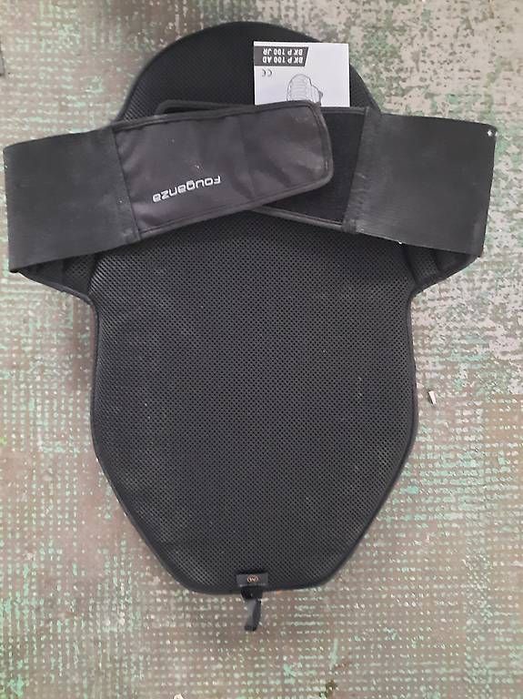 Protections: Protection dorsale équitation taille M – D'occasion à Neuchâtel par Bykarl_Neuchatel 2