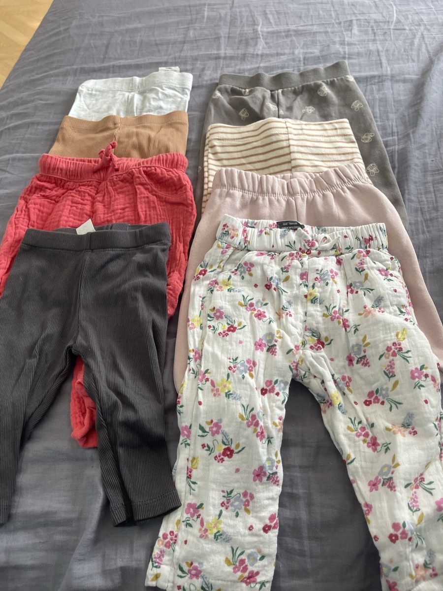 Kleiderpakete & -sets: Lot de 46 vêtements taille 6 mois – Gebraucht aus Boncourt von sev_r66z 2