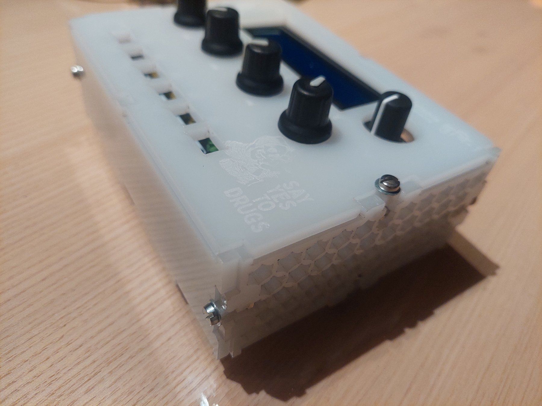 Strumenti musicali: Lot 2x Mutable Instrument Shruti-01 – Usato da Courtepin venduto da Organikal 3