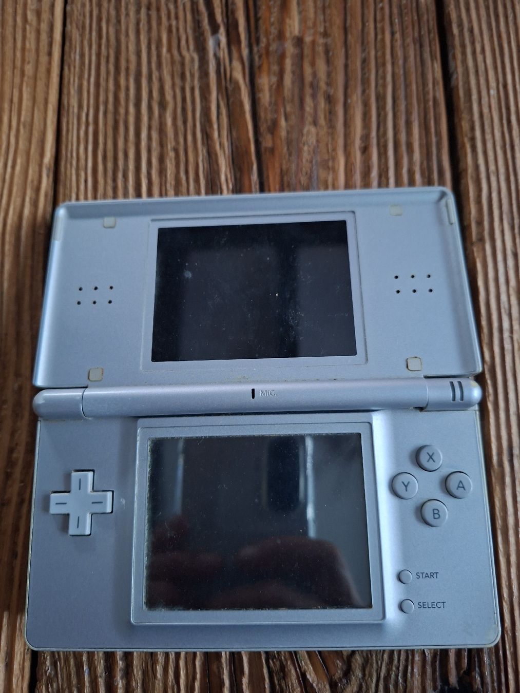 Nintendo Console: console Nintendo ds – Difettoso da Chavannes-de-Bogis venduto da senator635