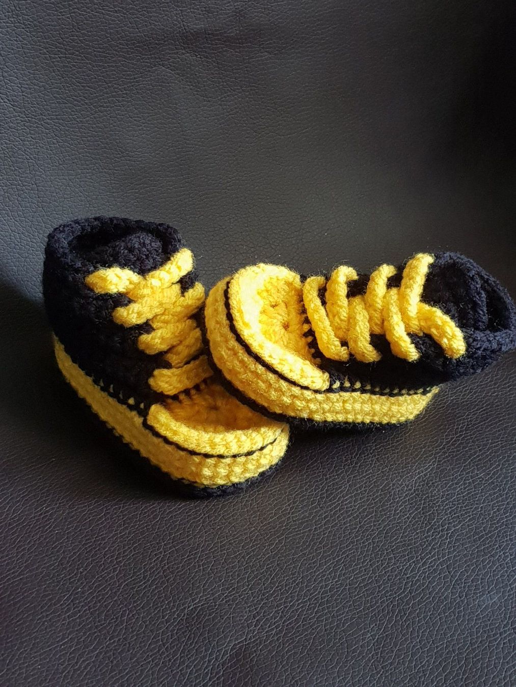 Scarpe per ragazzi: Babyschuhe Hand gehäkelt (10cm) – Nuovo (secondo la descrizione) da Leuk Stadt venduto da Simone_RZ 1