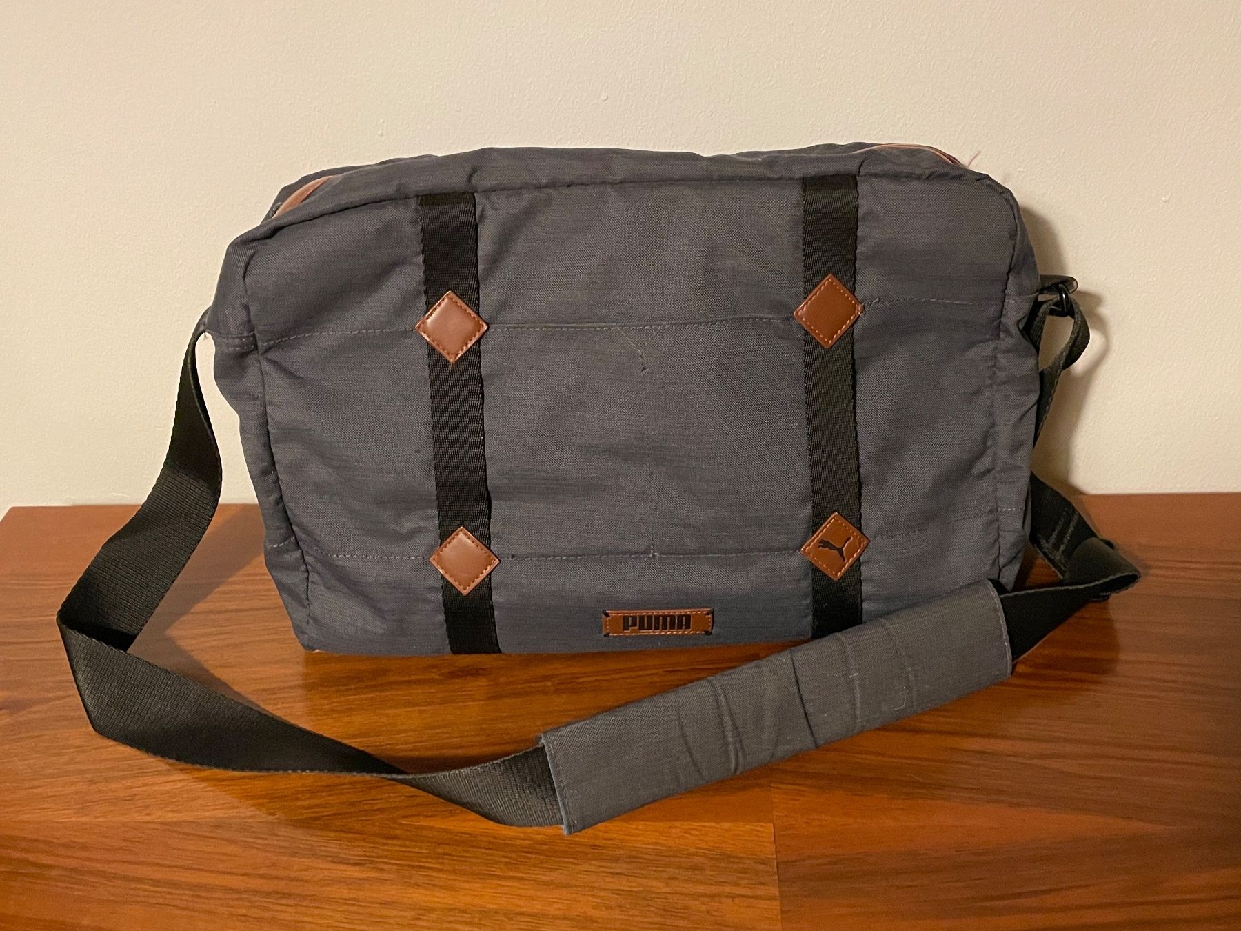 Puma Borse: PUMA Laptop-Tasche – Usato da Zürich venduto da emkay13
