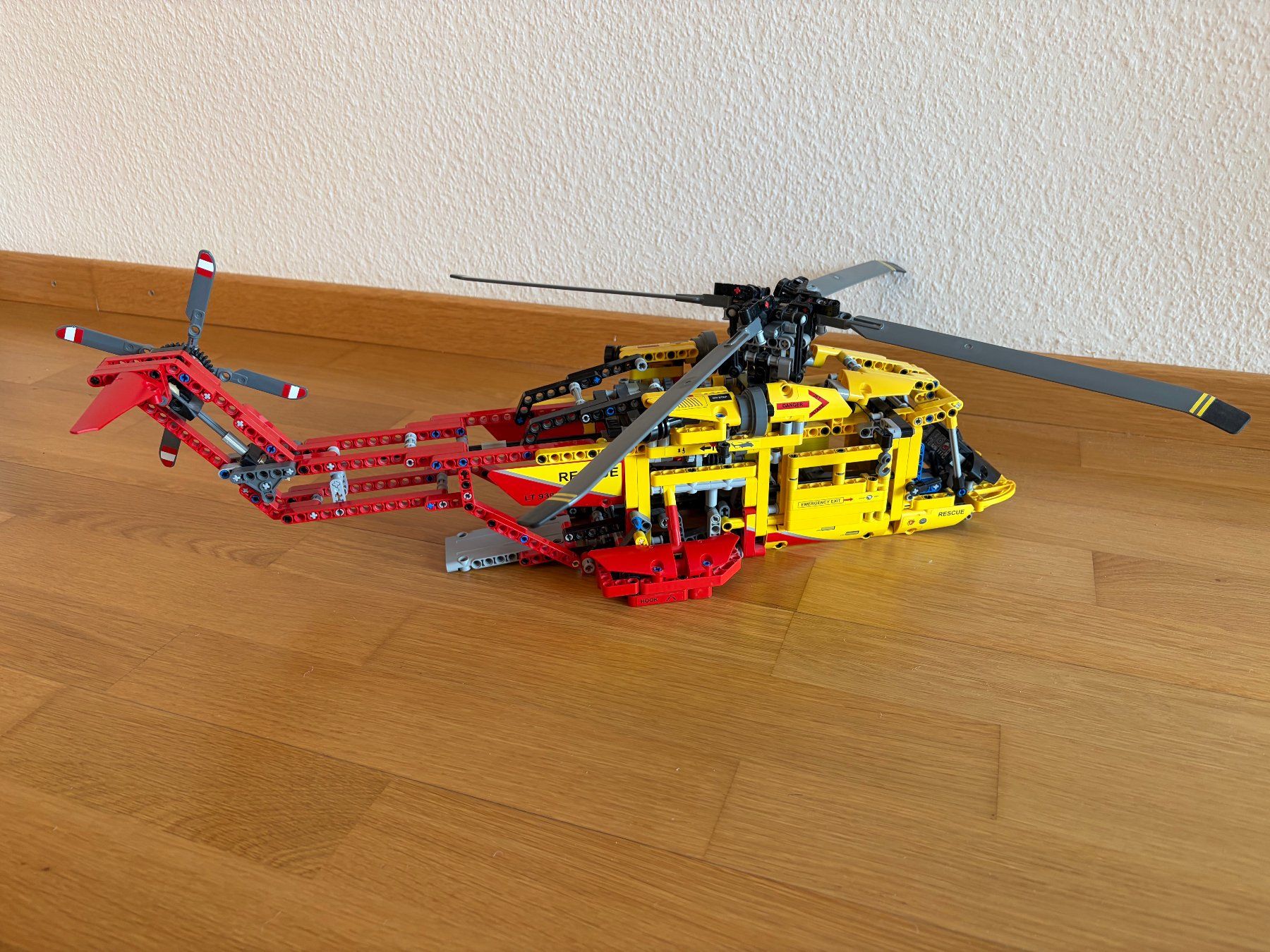 Lego Kit di costruzioni: Lego Technic Hubschrauber (9396) – Usato da Zürich venduto da trma07 1